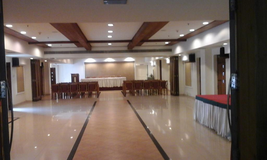 Nani Hotel Kollam Exterior photo