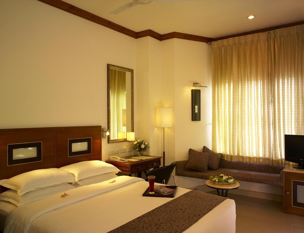 Nani Hotel Kollam Exterior photo